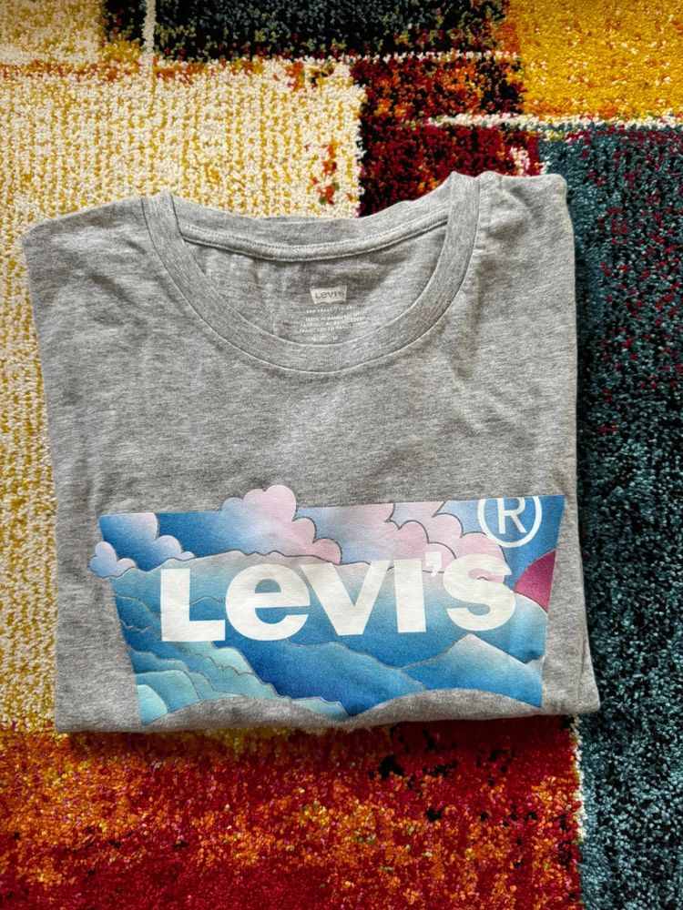 Levi'S Grey T-Shirt - M